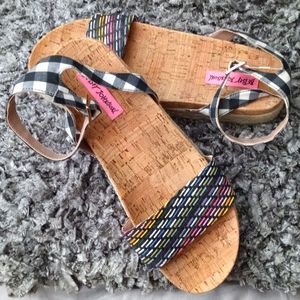 💋BETSEY JOHNSON💋 Thelma woven platform sandals